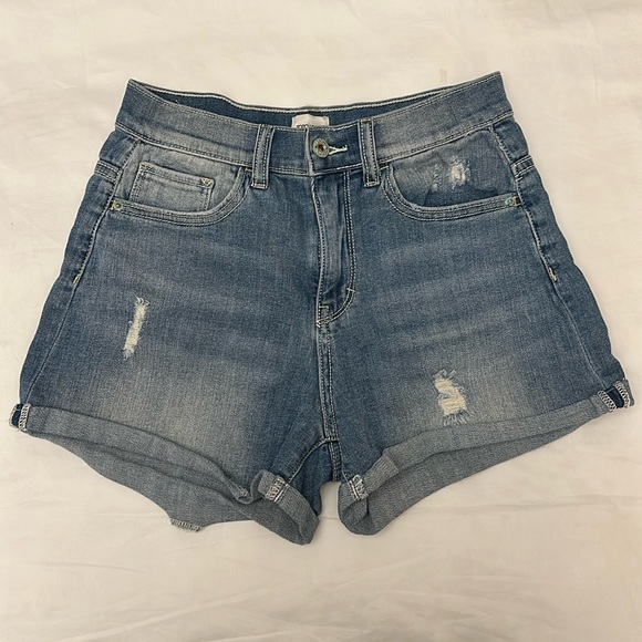 HIGH RISE DENIM SHORTS - Picture 1 of 6